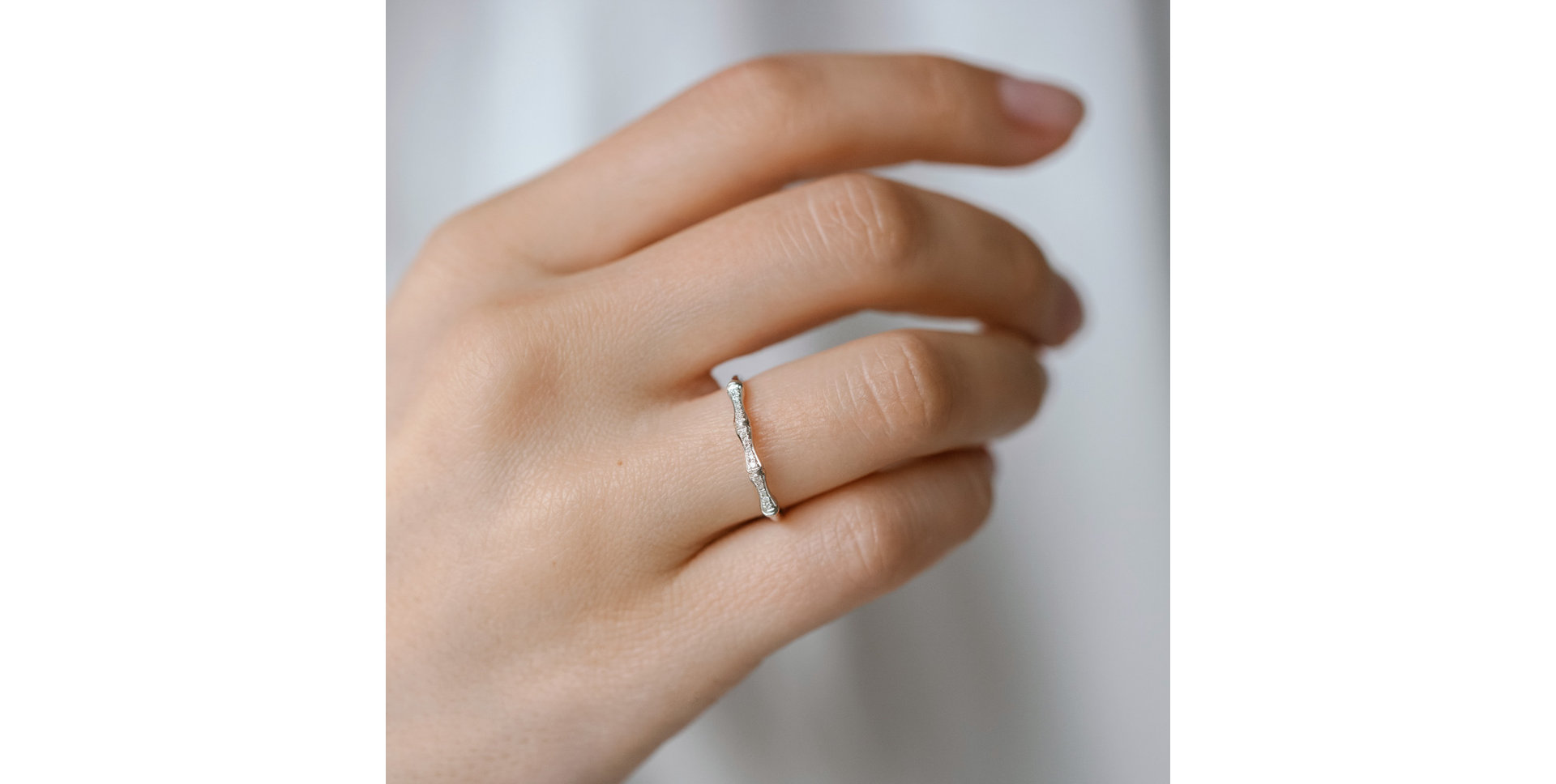 Diamond ring Simplicity