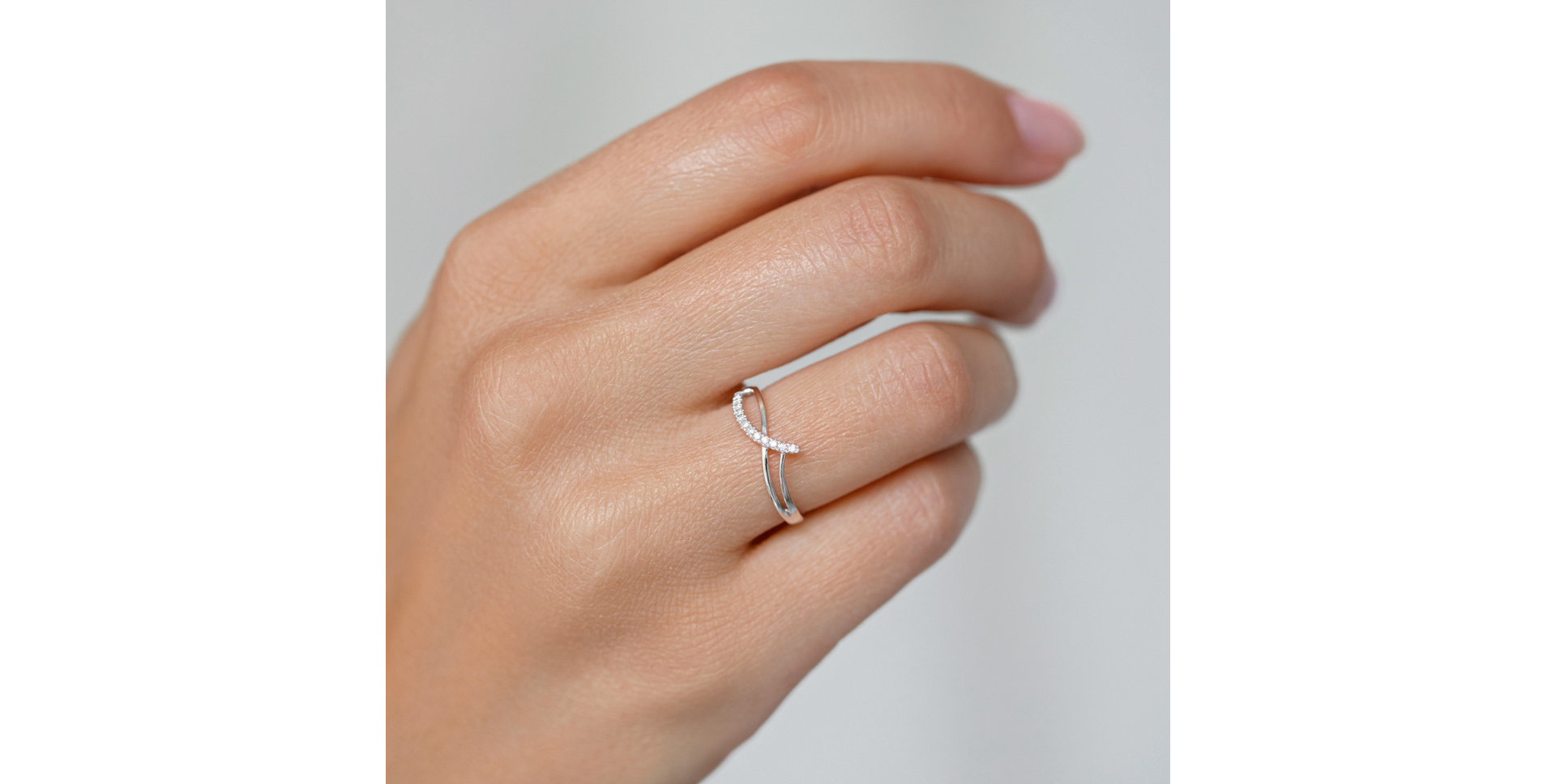 Diamond ring Elegant Line