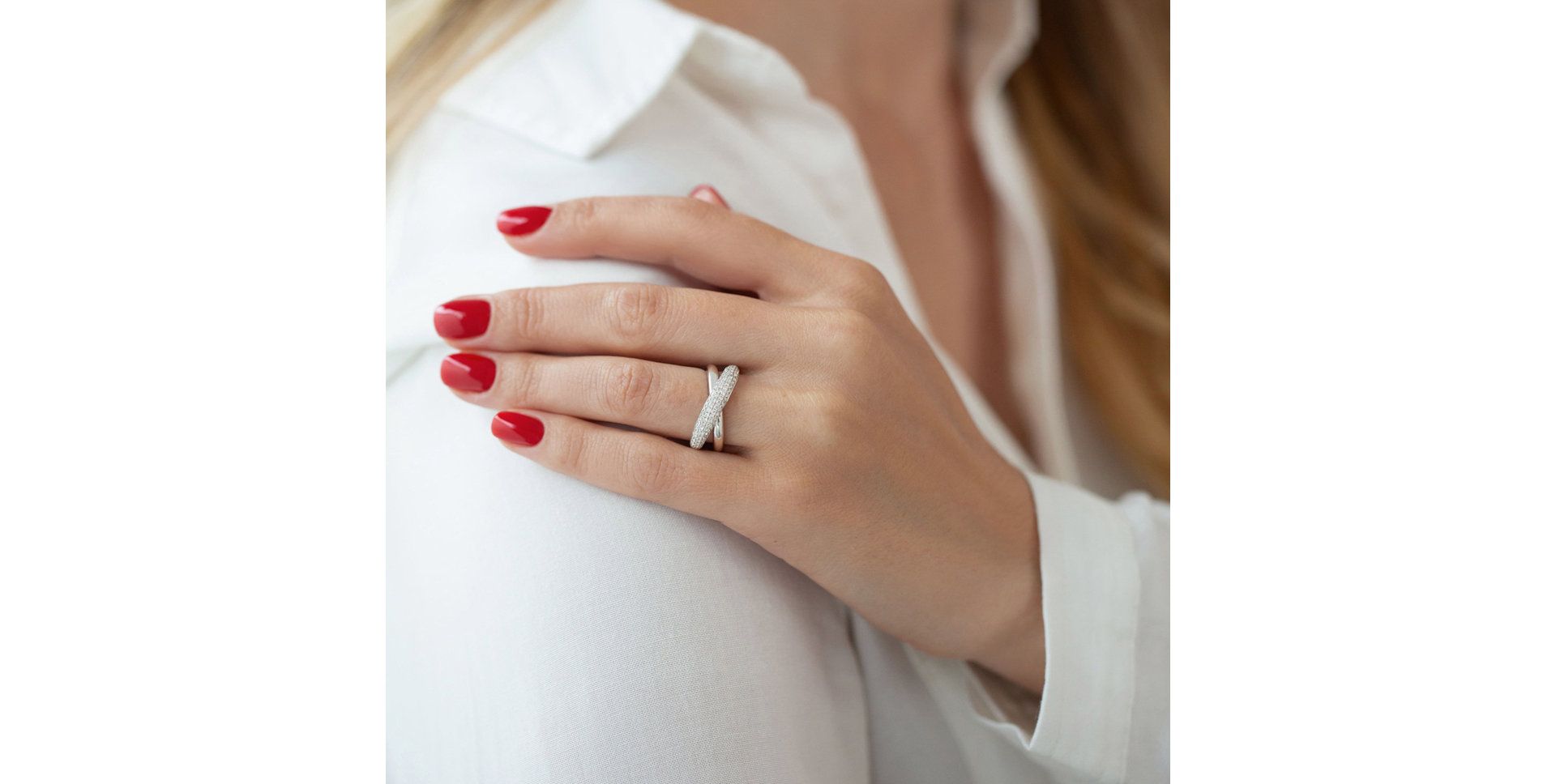 Ring with brown diamonds Star Labyrinth