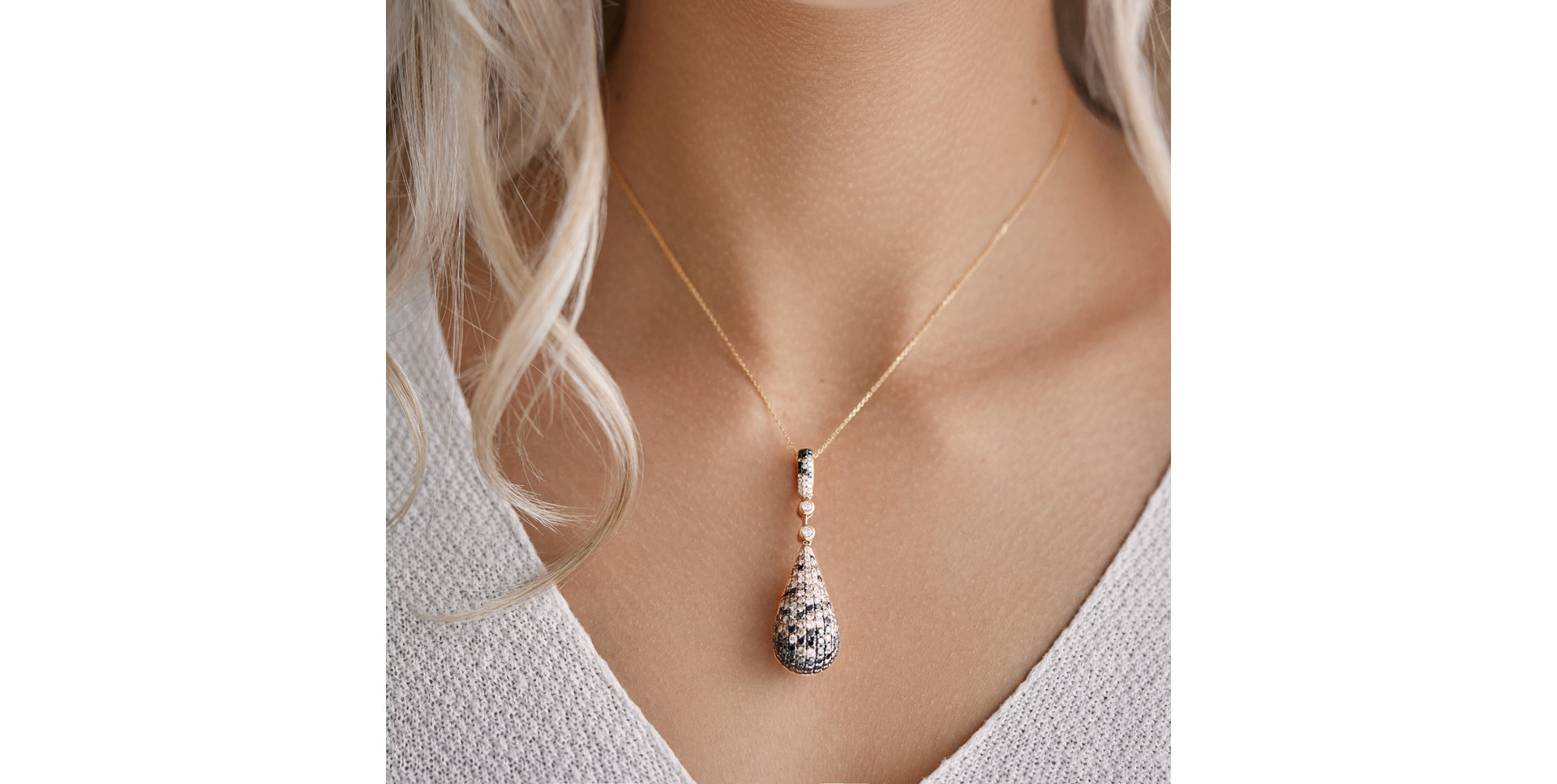 Pendant with black and white diamonds and brown Autumn Tear