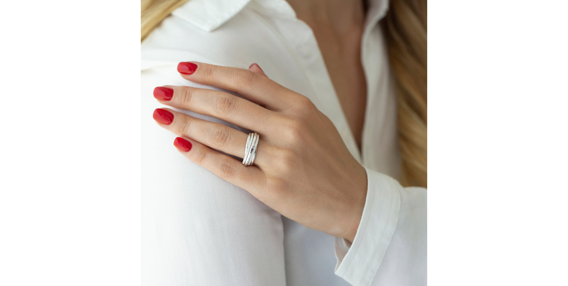 Diamond ring Vesper Galaxy