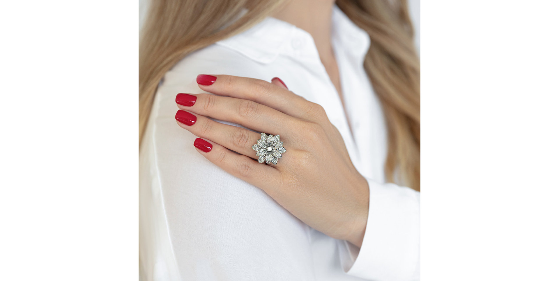 Diamond ring Diamond Witchery