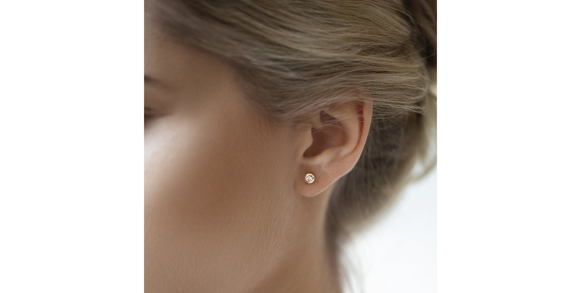 Diamond earrings Dots