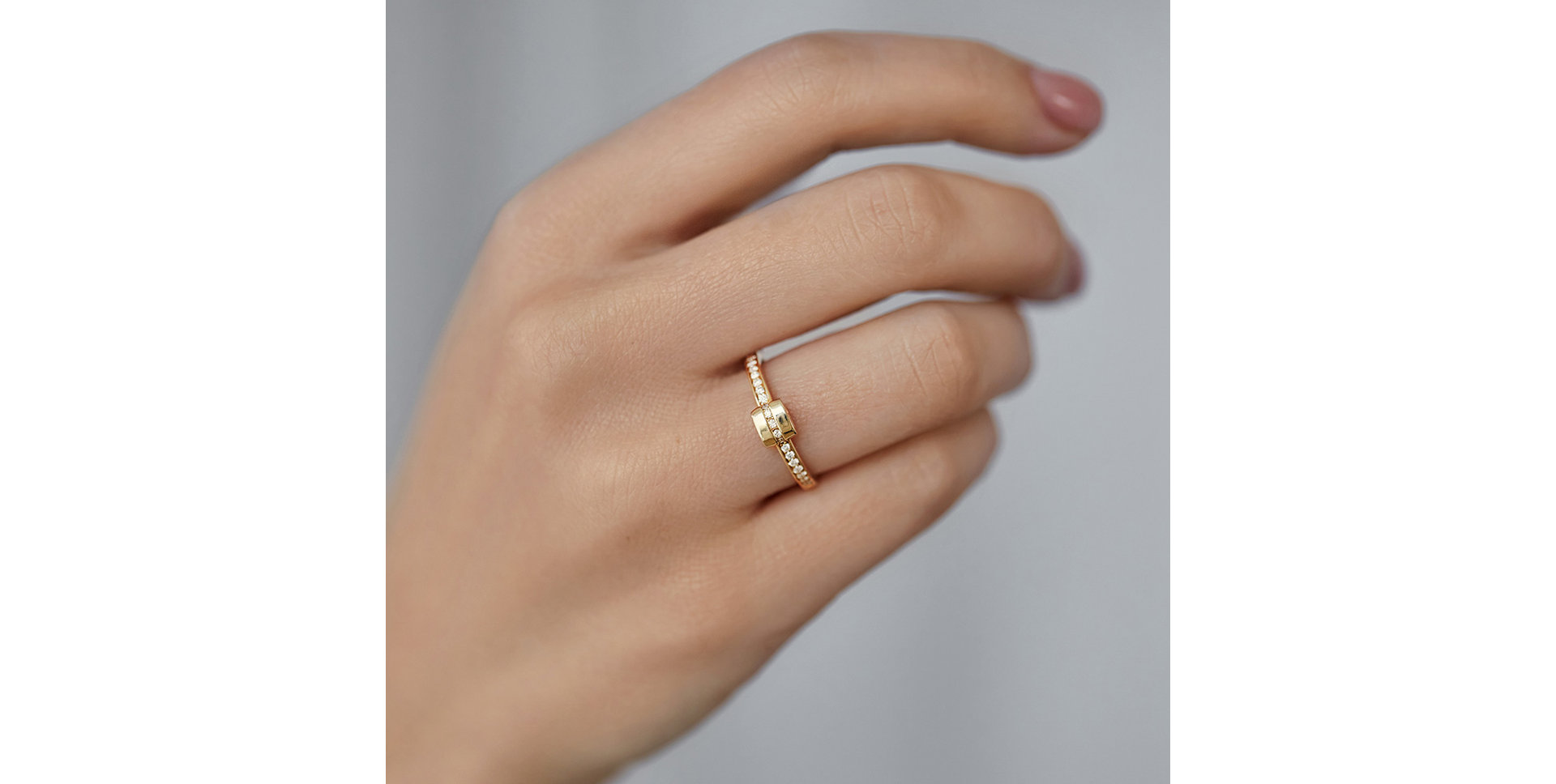 Diamond ring Square Galaxy