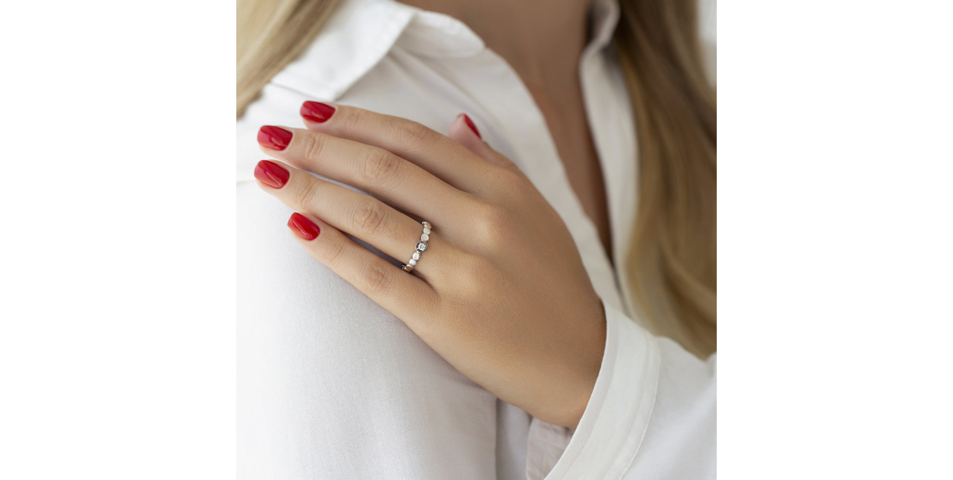 Diamond ring Love Dots