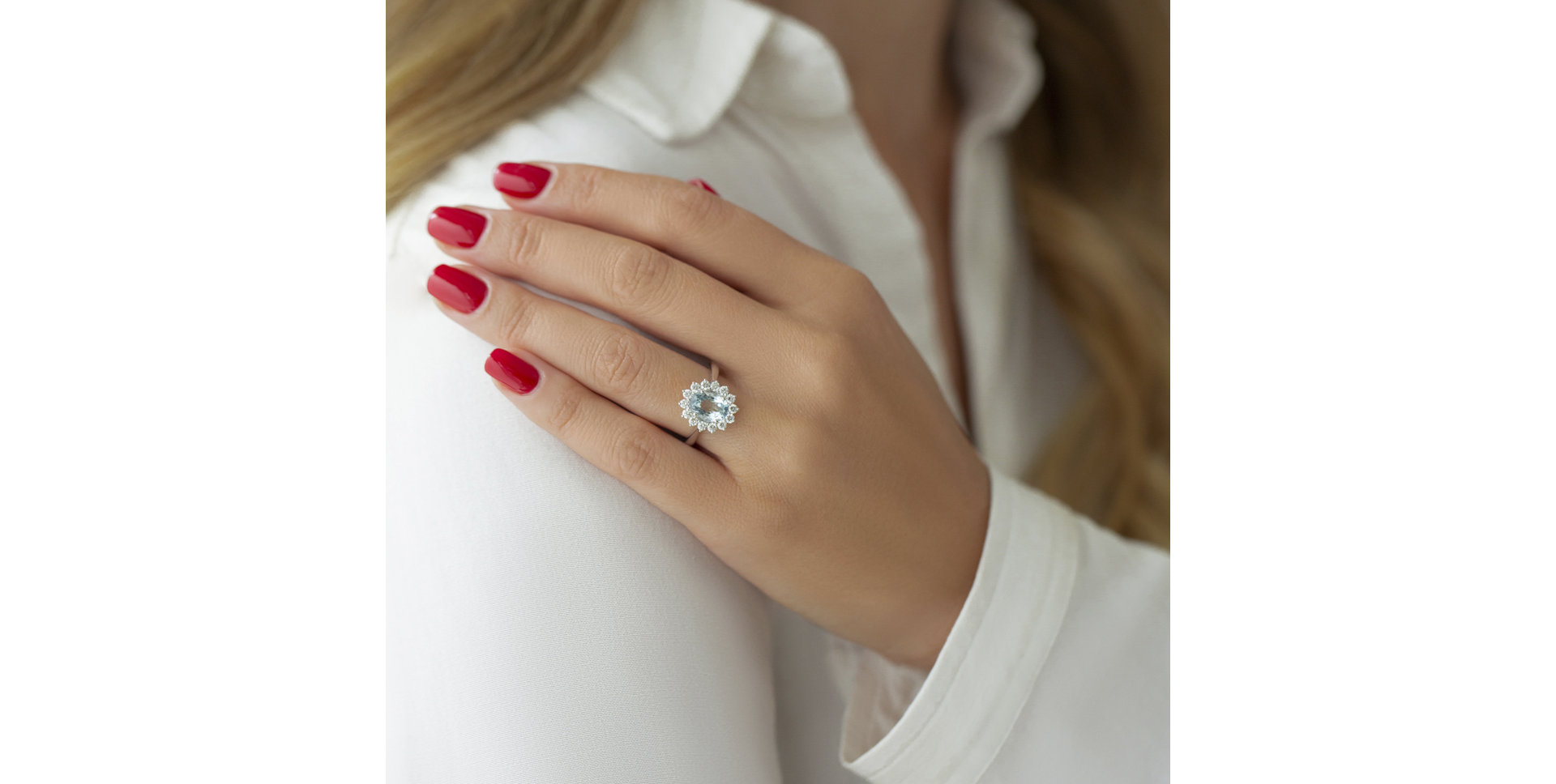 Diamond ring with Ruby Fabulous Lady