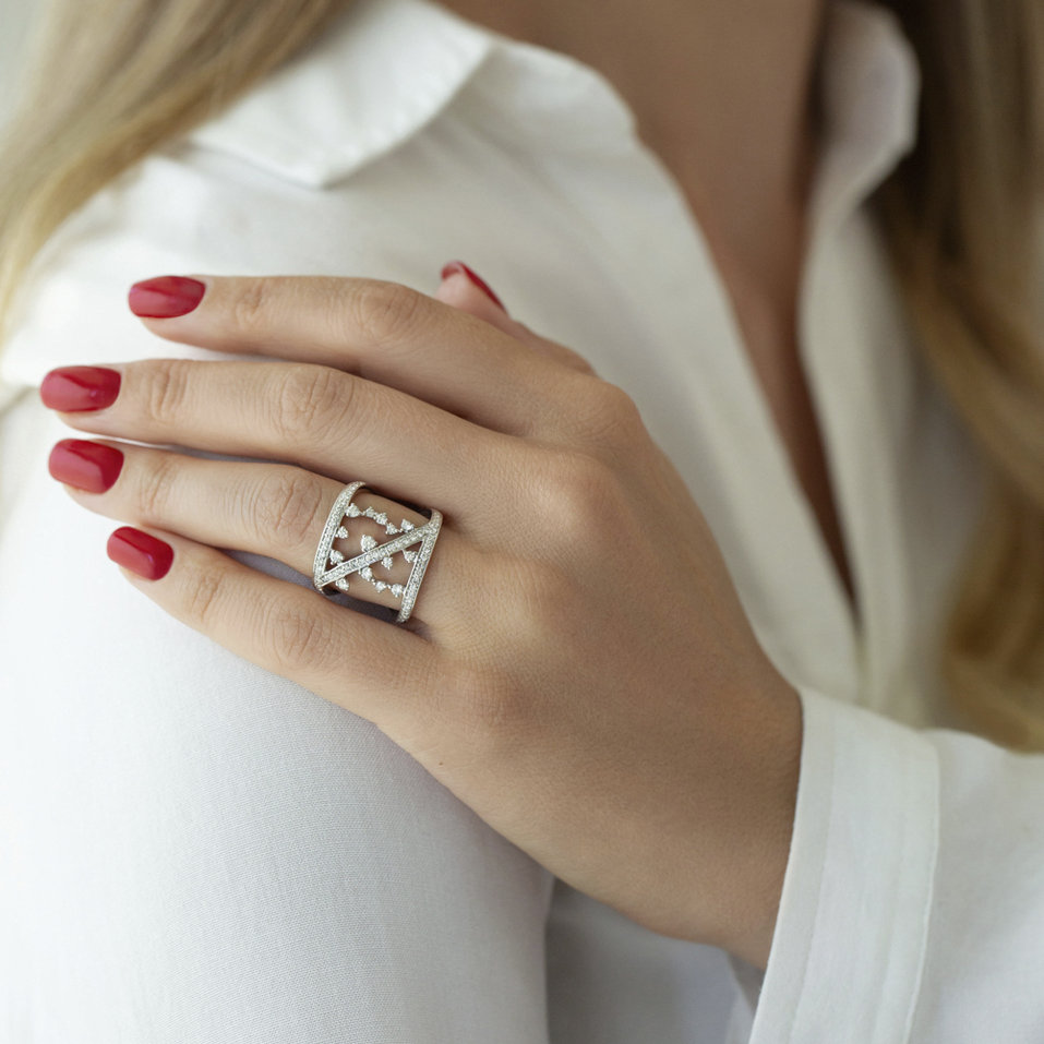 Diamond ring Midnight Goddess