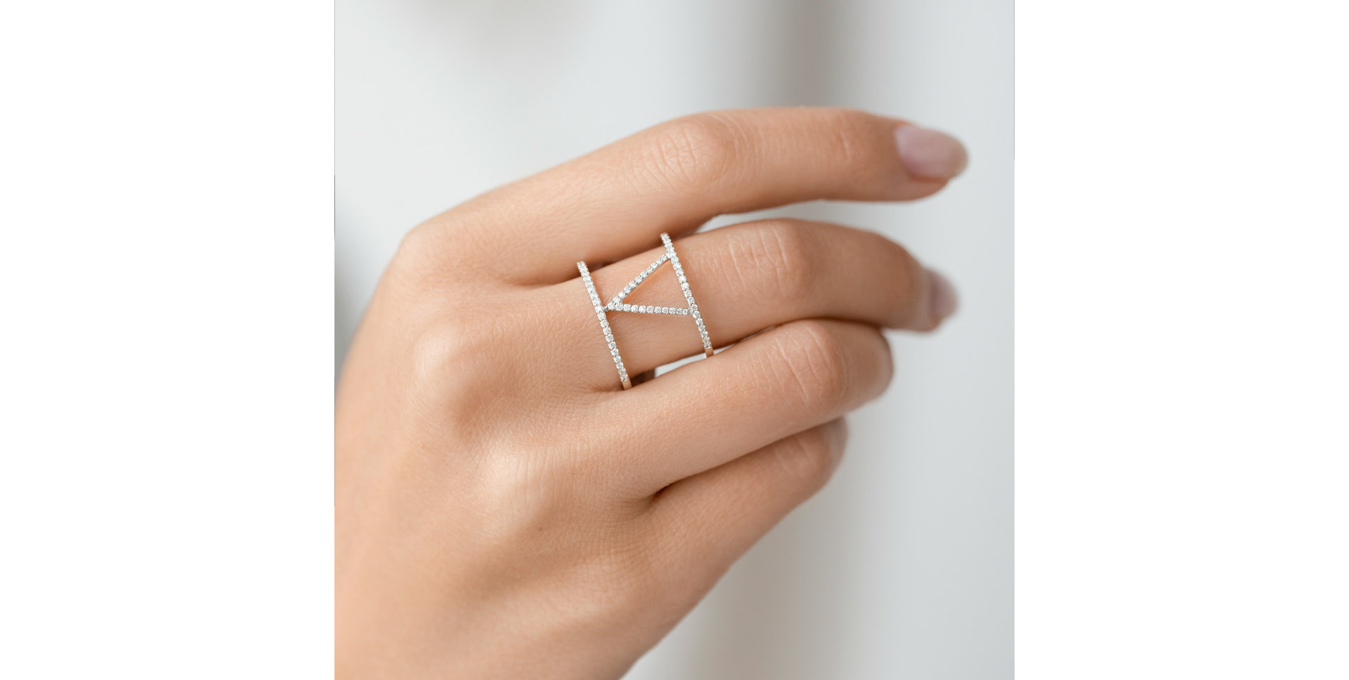 Diamond ring Victory Line