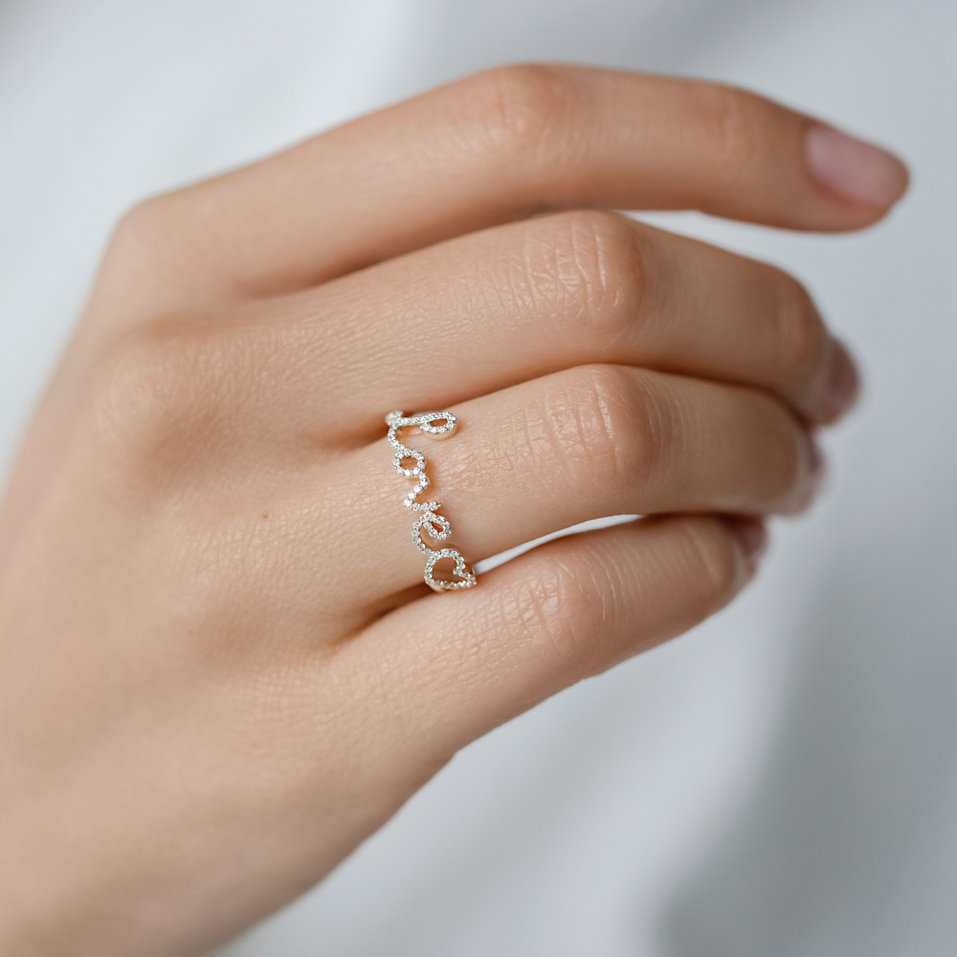 Diamond ring Love
