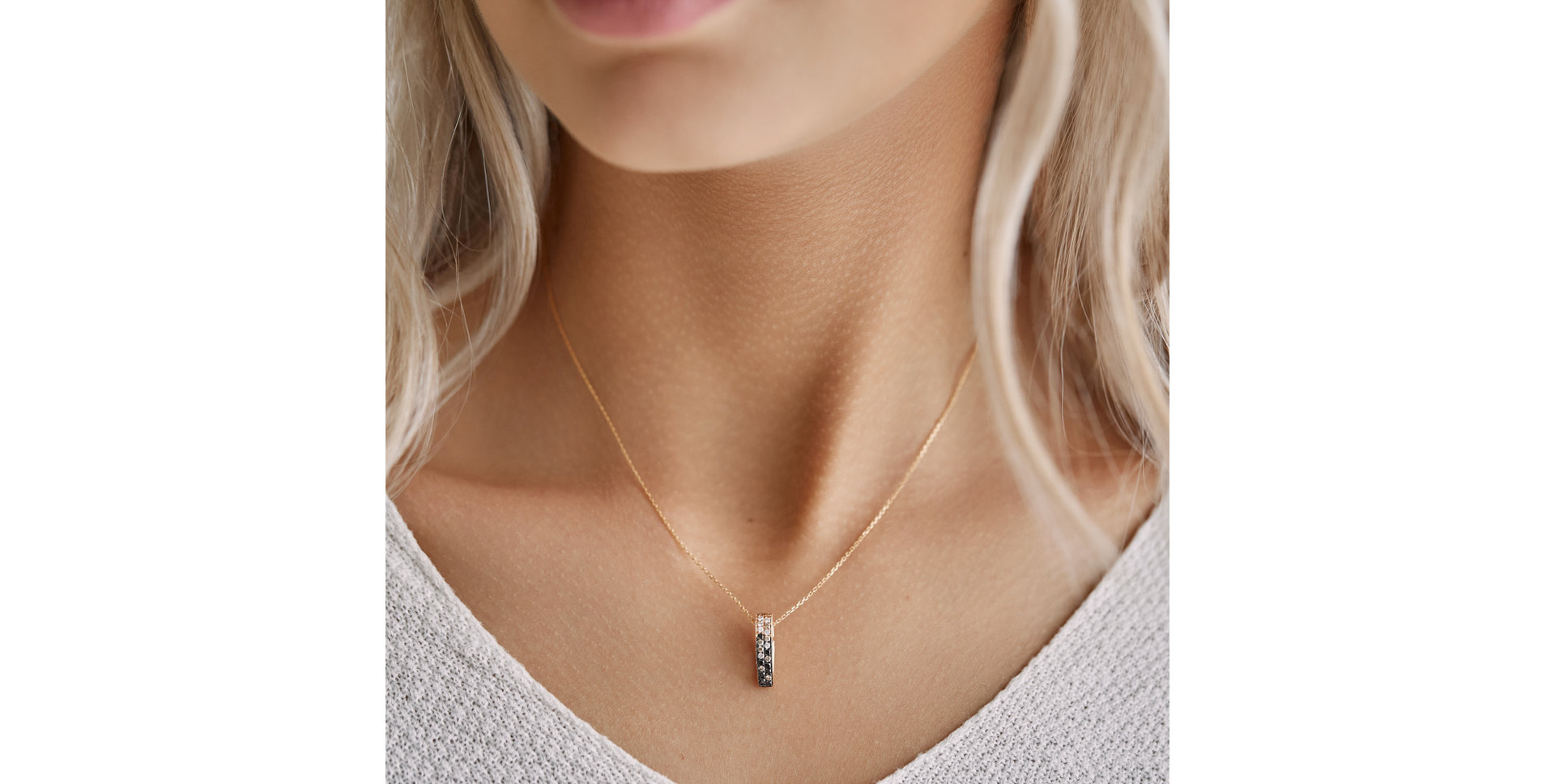 Pendant with black and white diamonds and brown Inferno Night