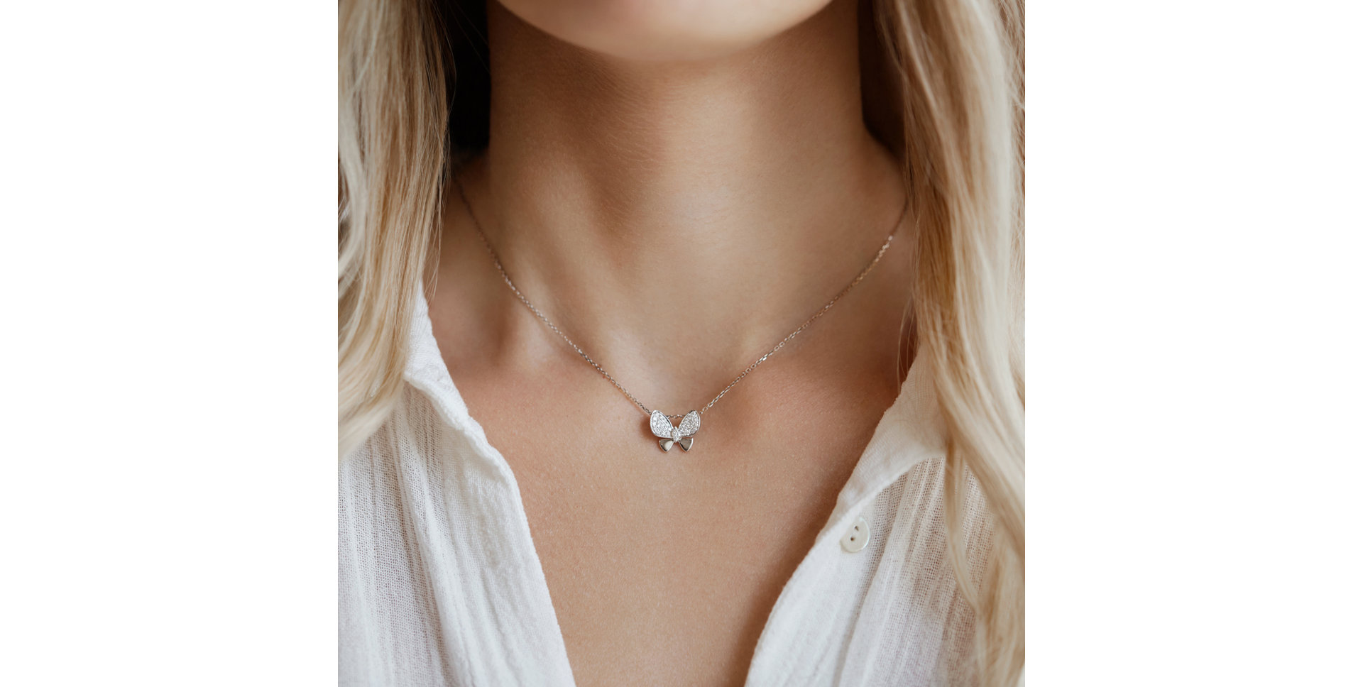 Diamond pendant Butterfly Night