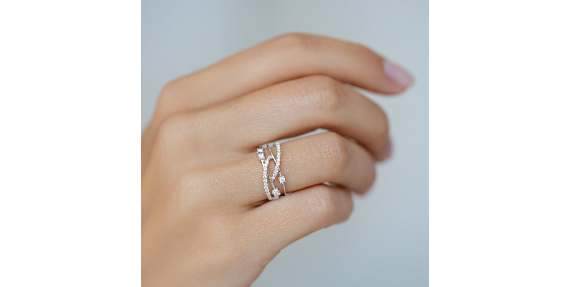 Diamond ring Eternal Elegance