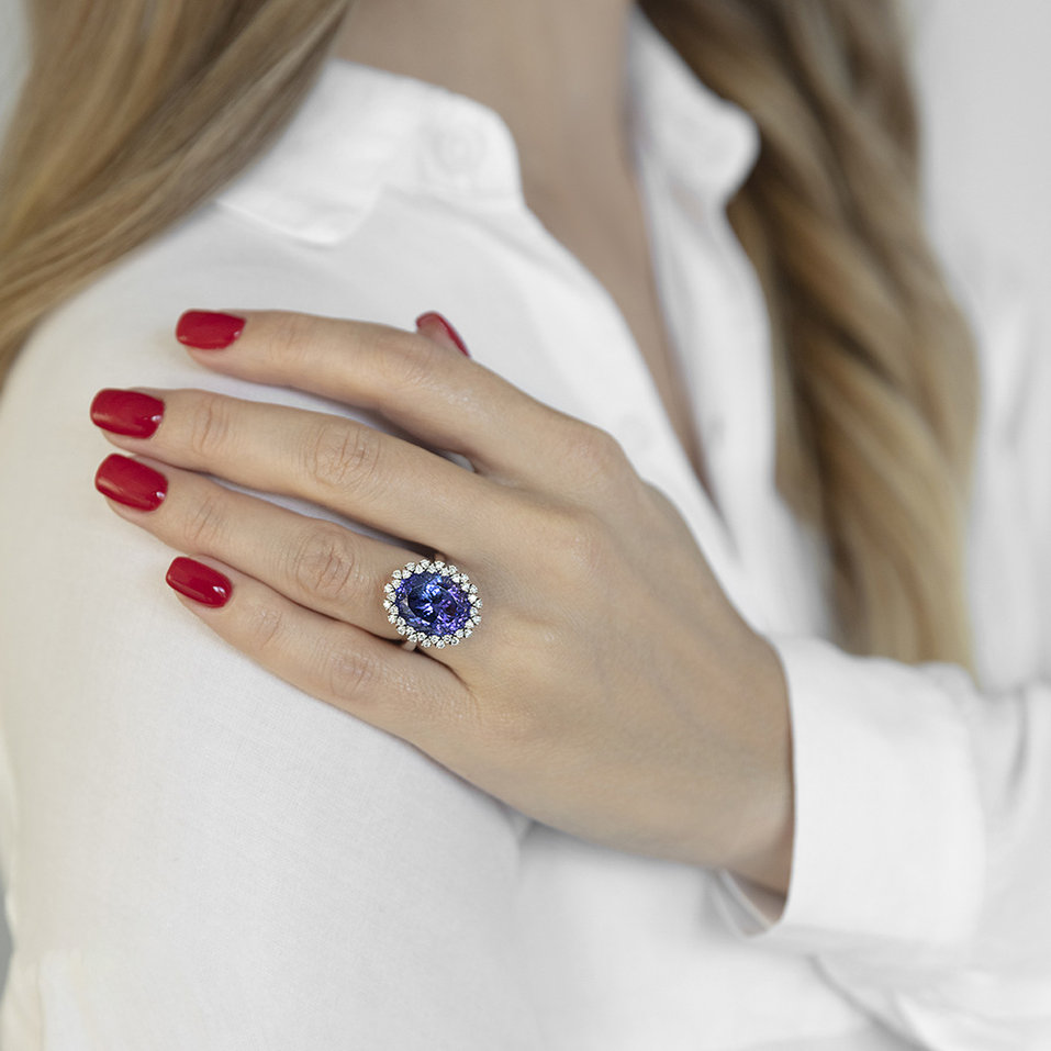 Diamond ring with Tanzanite Eternal Sky