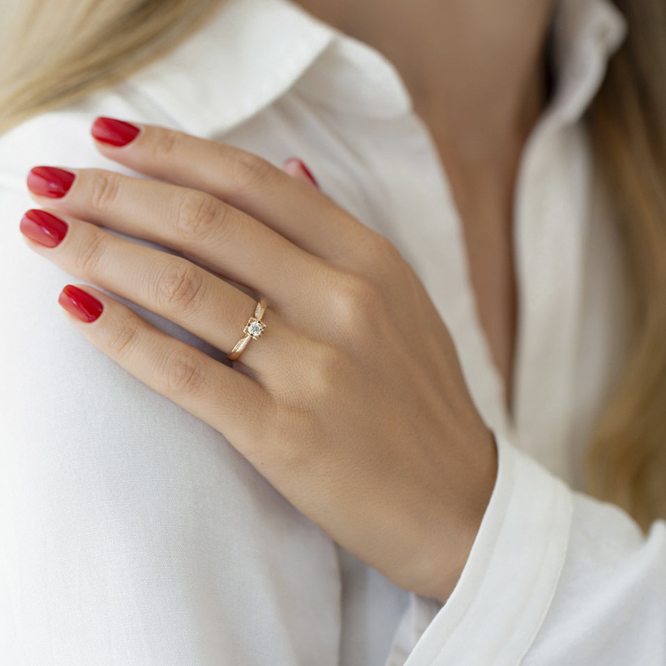 Diamond ring Divine Pleasure