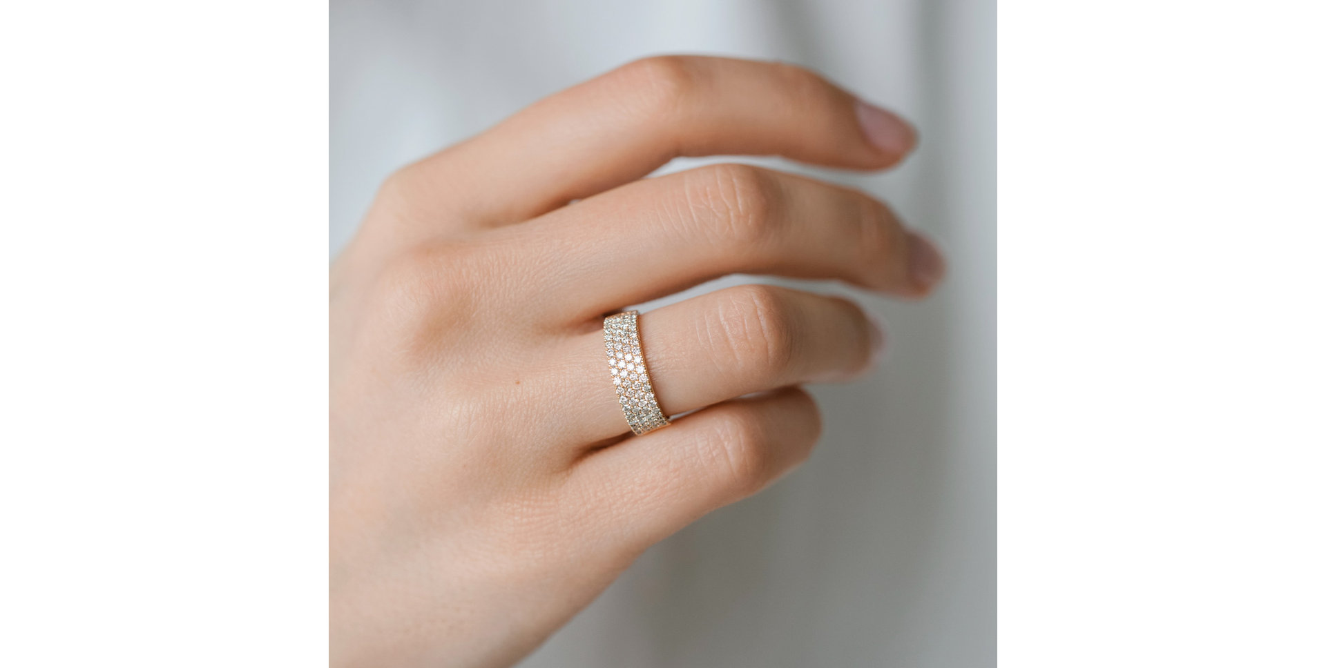 Ring with brown diamonds Queen Eternity