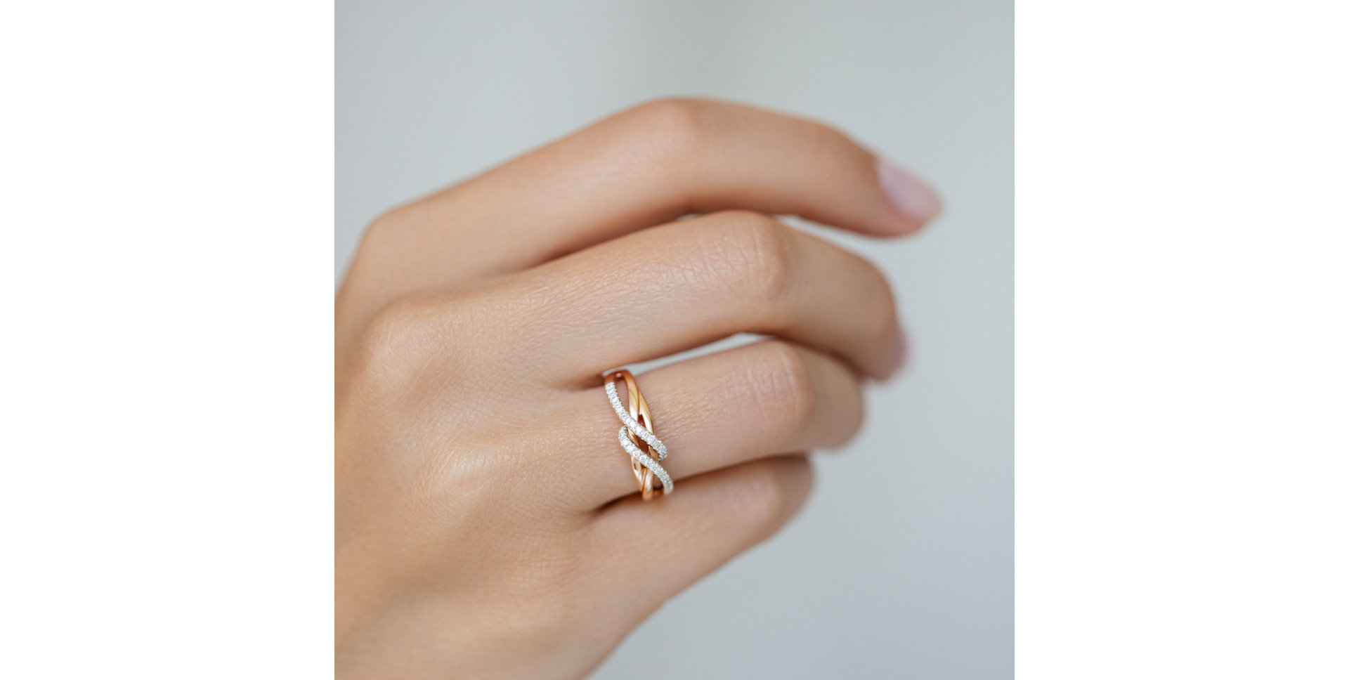 Diamond ring Vivid Elegance