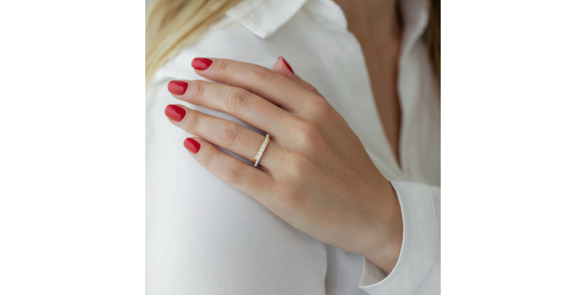 Diamond ring Countess Andromeda