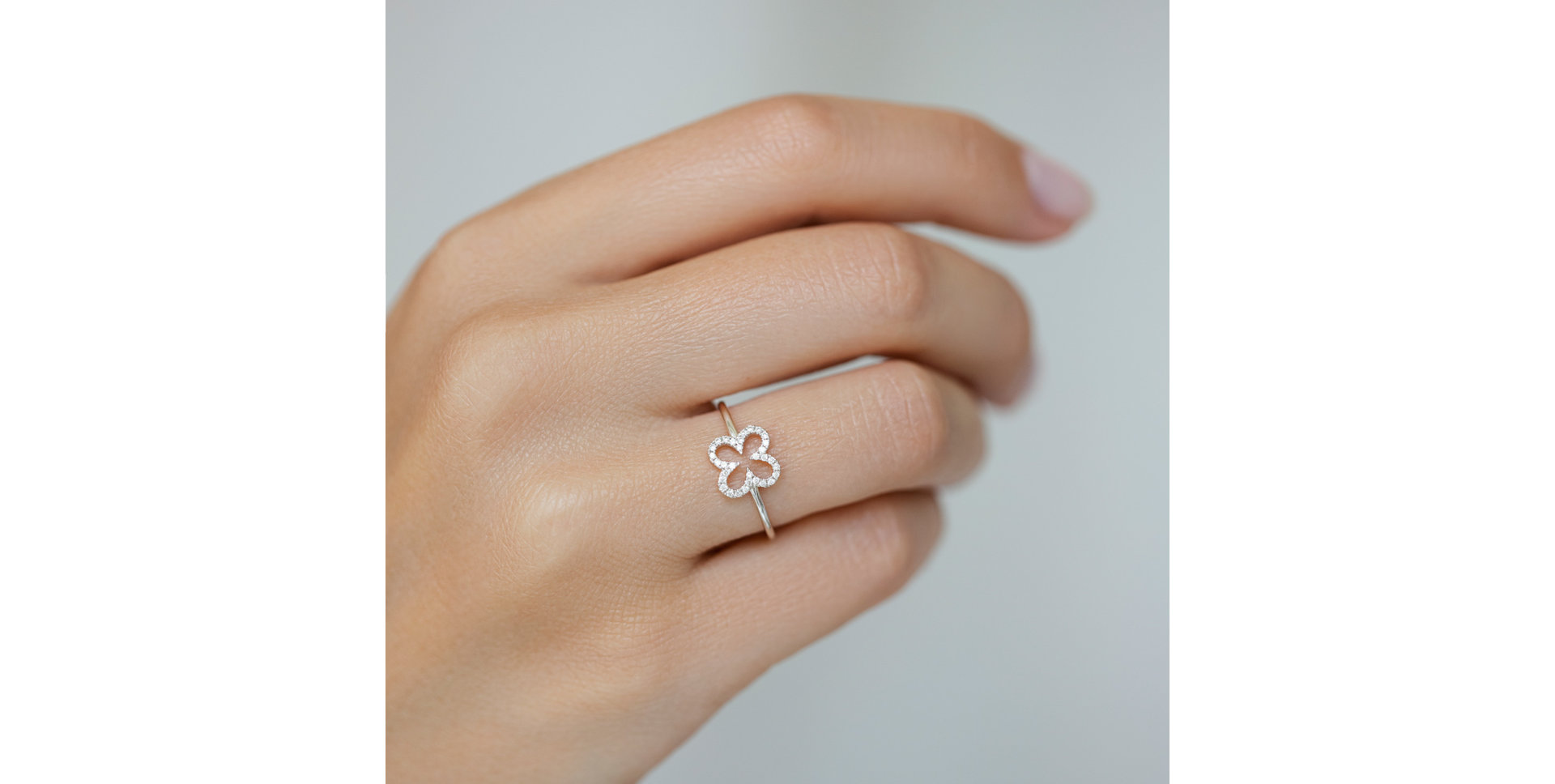 Ring with brown diamonds Glamour