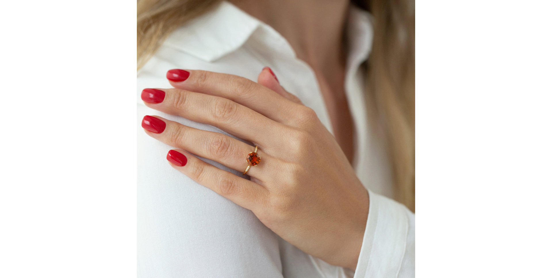 Diamond ring with Quartz Hartford