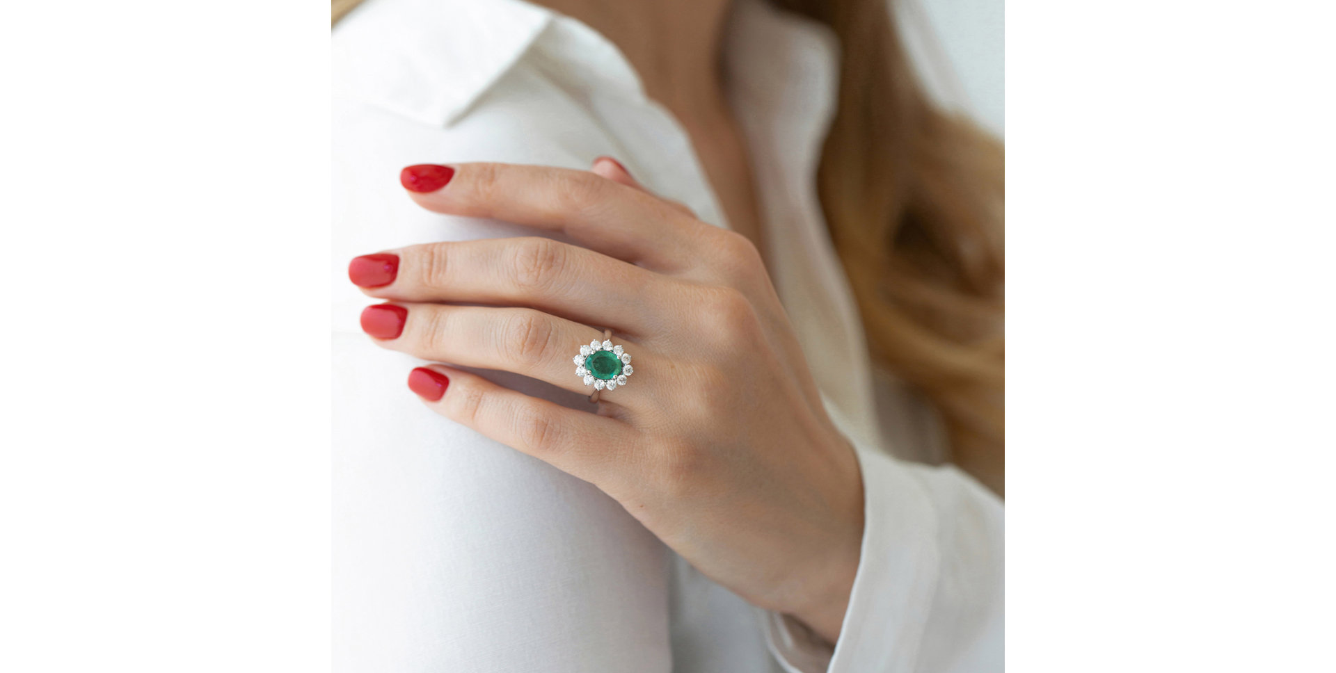 Diamond ring with Emerald Princess Aurora