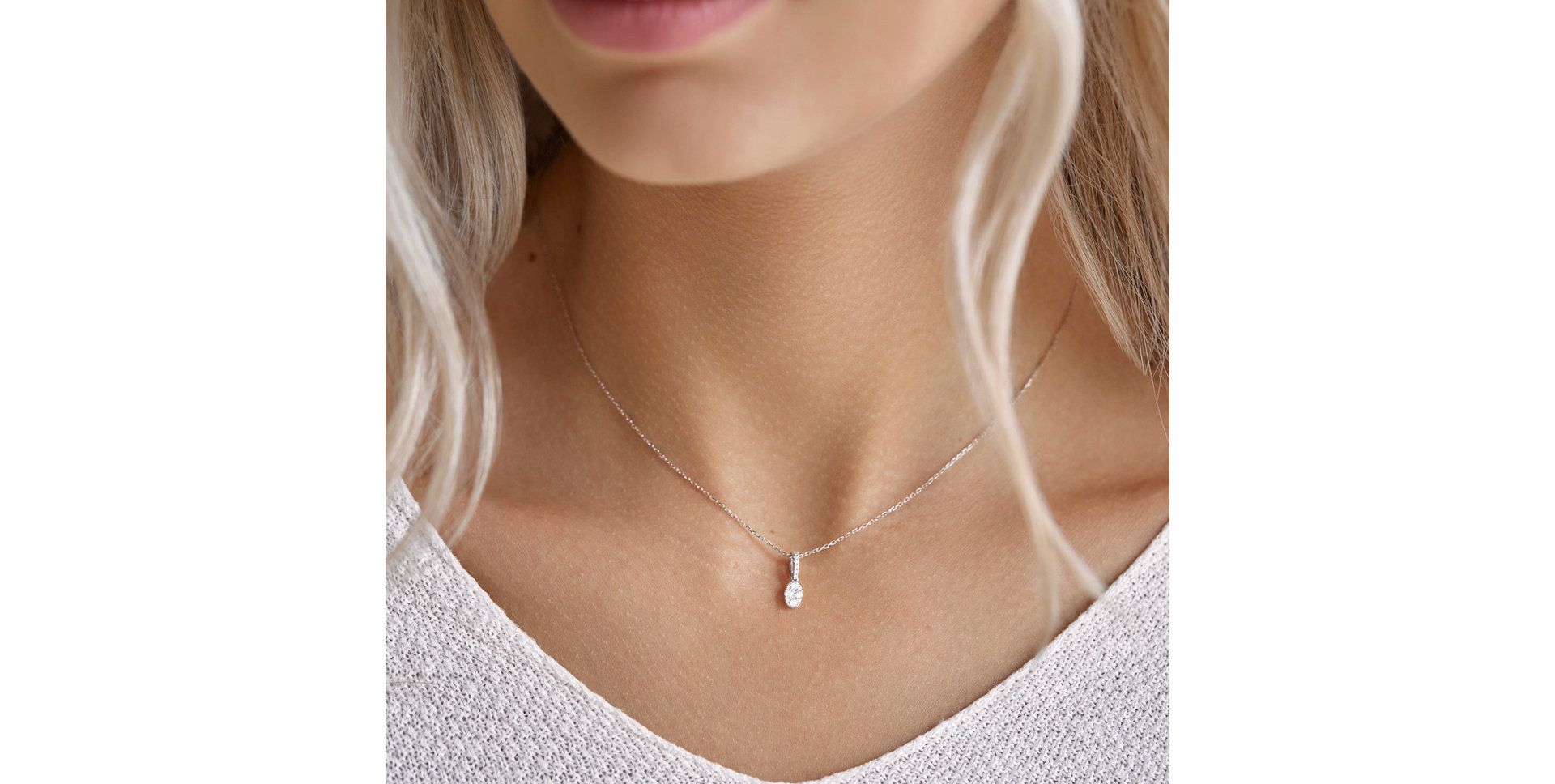 Diamond pendant Beautiful  Mystery