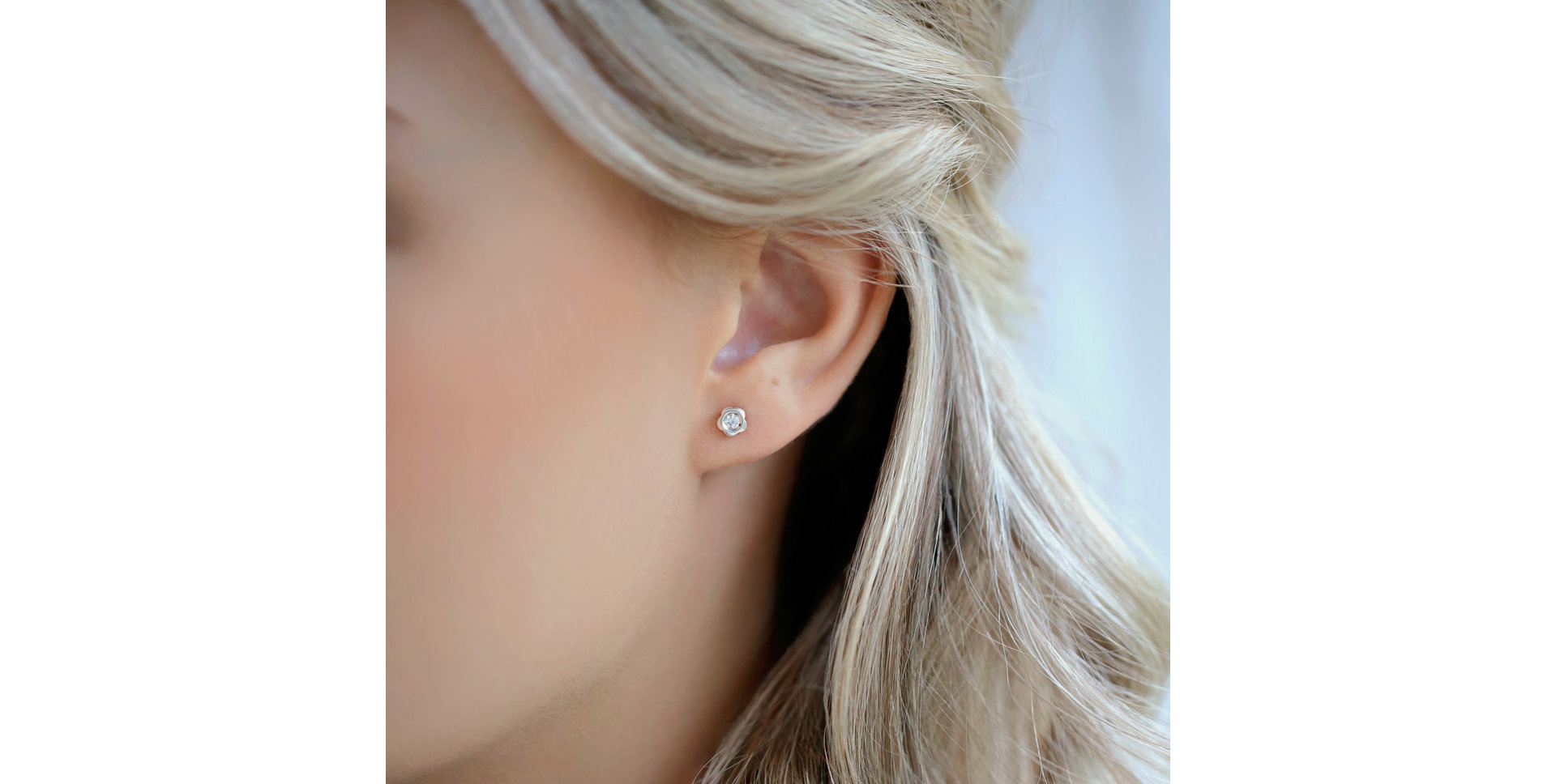 Diamond earrings Flowers