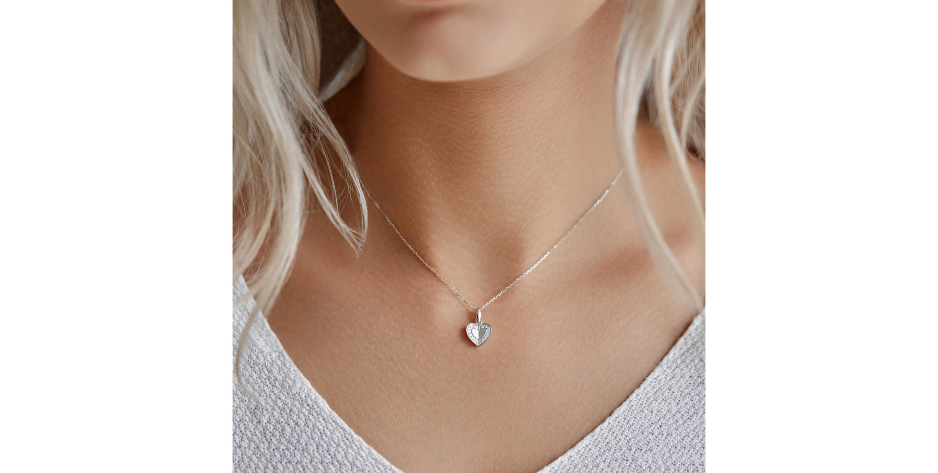 Diamond pendant Kind Heart