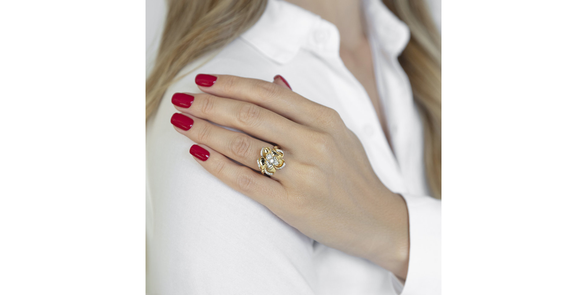 Diamond ring Cherry Brandy