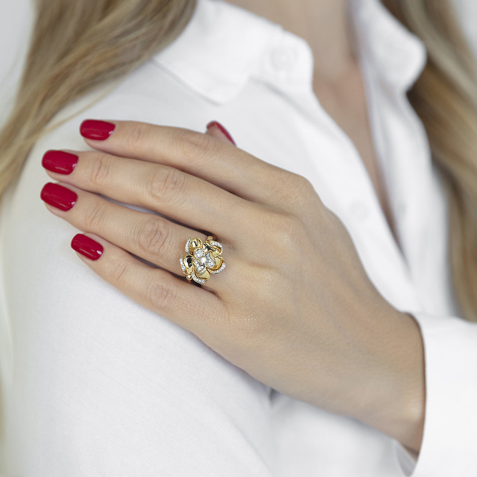 Diamond ring Cherry Brandy