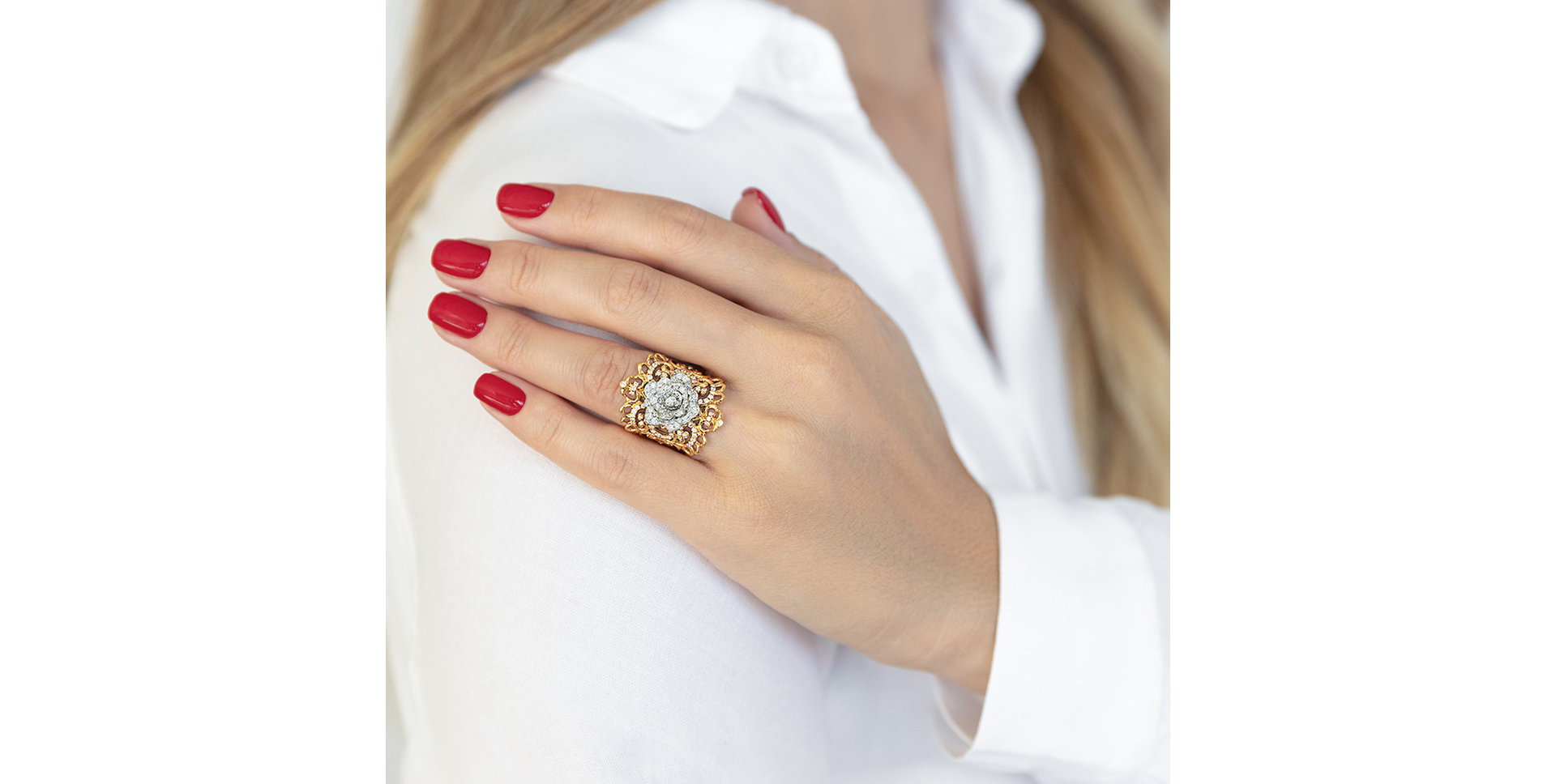 Diamond ring Fleur Royale