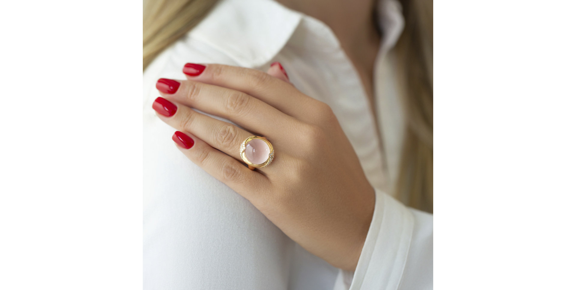 Diamond ring with Rose Quartz Wistful Place