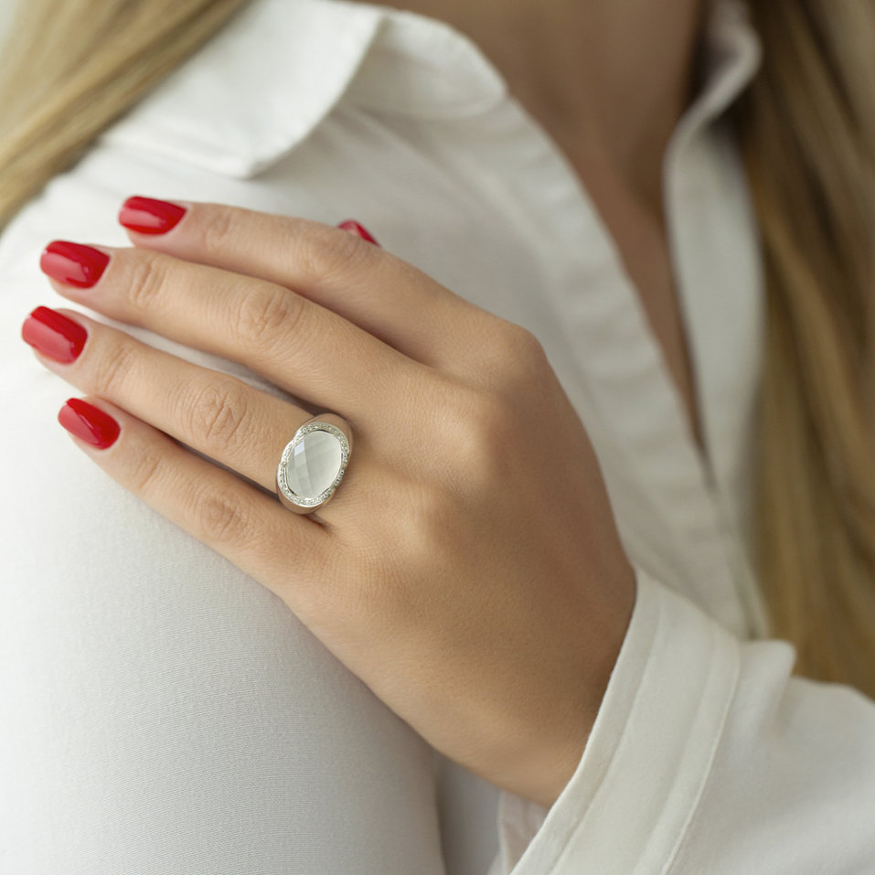 Diamond ring with Quartz Snow Glitter night