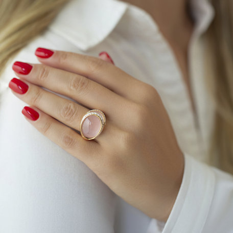 Diamond ring with Rose Quartz Shining Rose