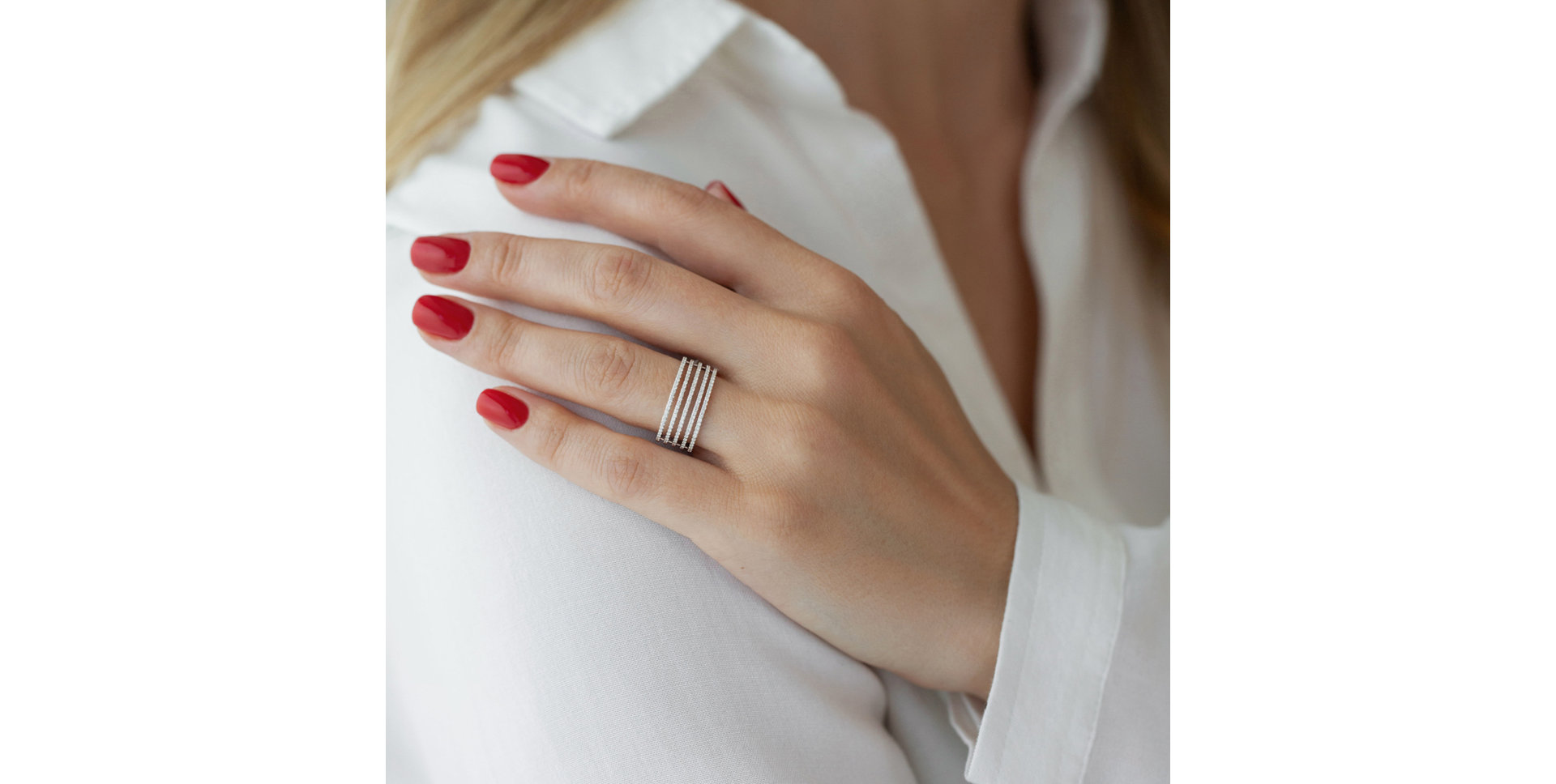 Diamond ring Sparkle Line