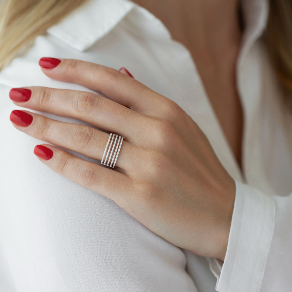 Diamond ring Sparkle Line