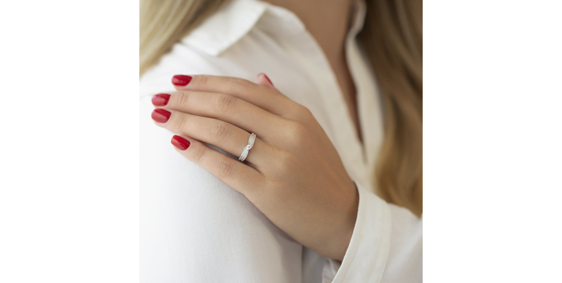 Diamond ring Mallory