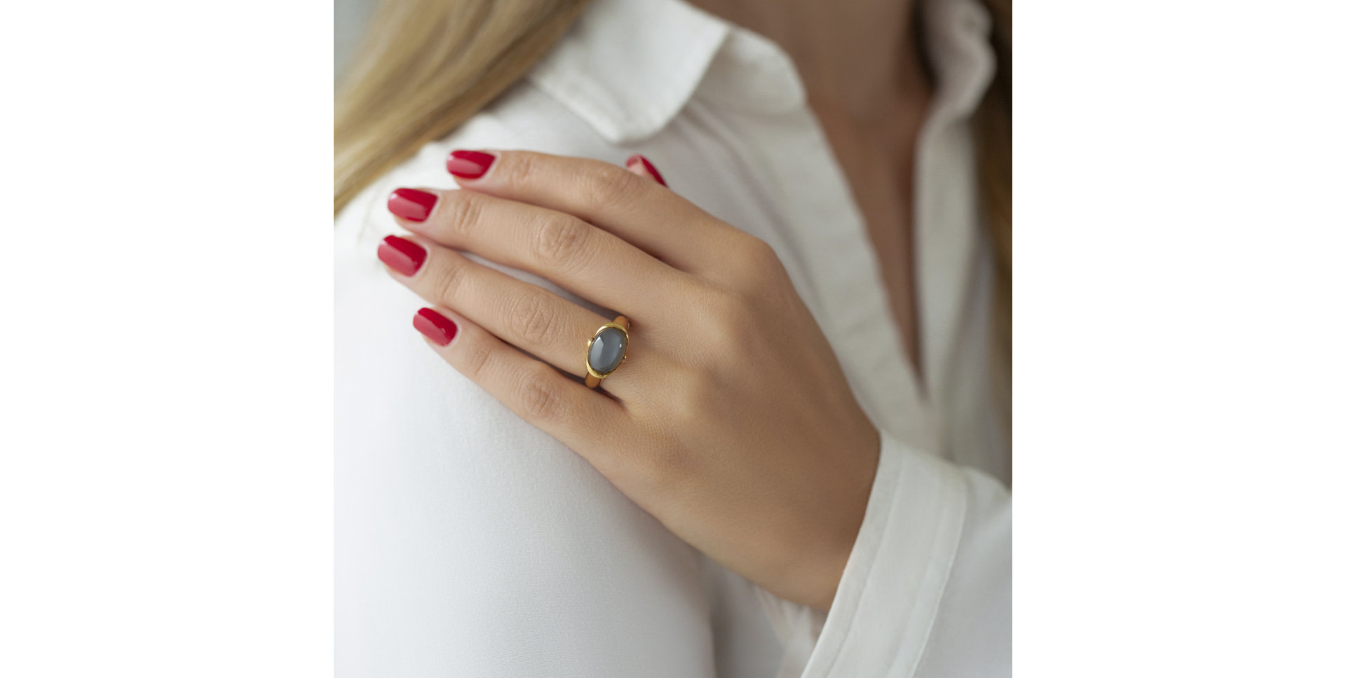Diamond ring with Rose Quartz Mistress Symphony