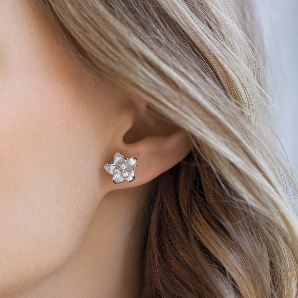 Diamond earrings Floweret