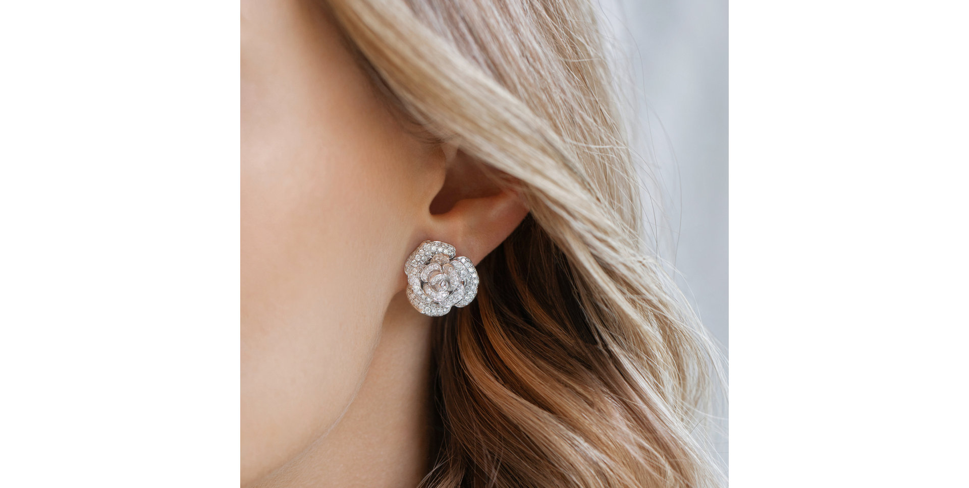 Diamond earrings Flower Contest