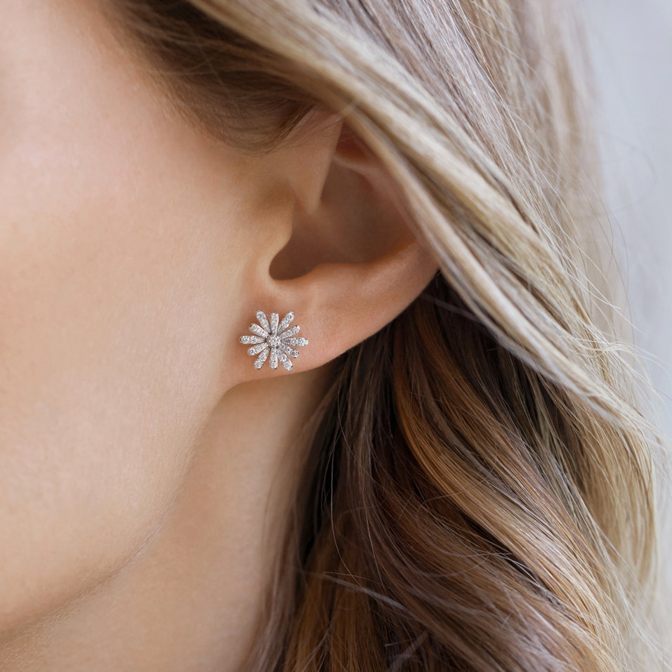 Diamond earrings Flower Flush