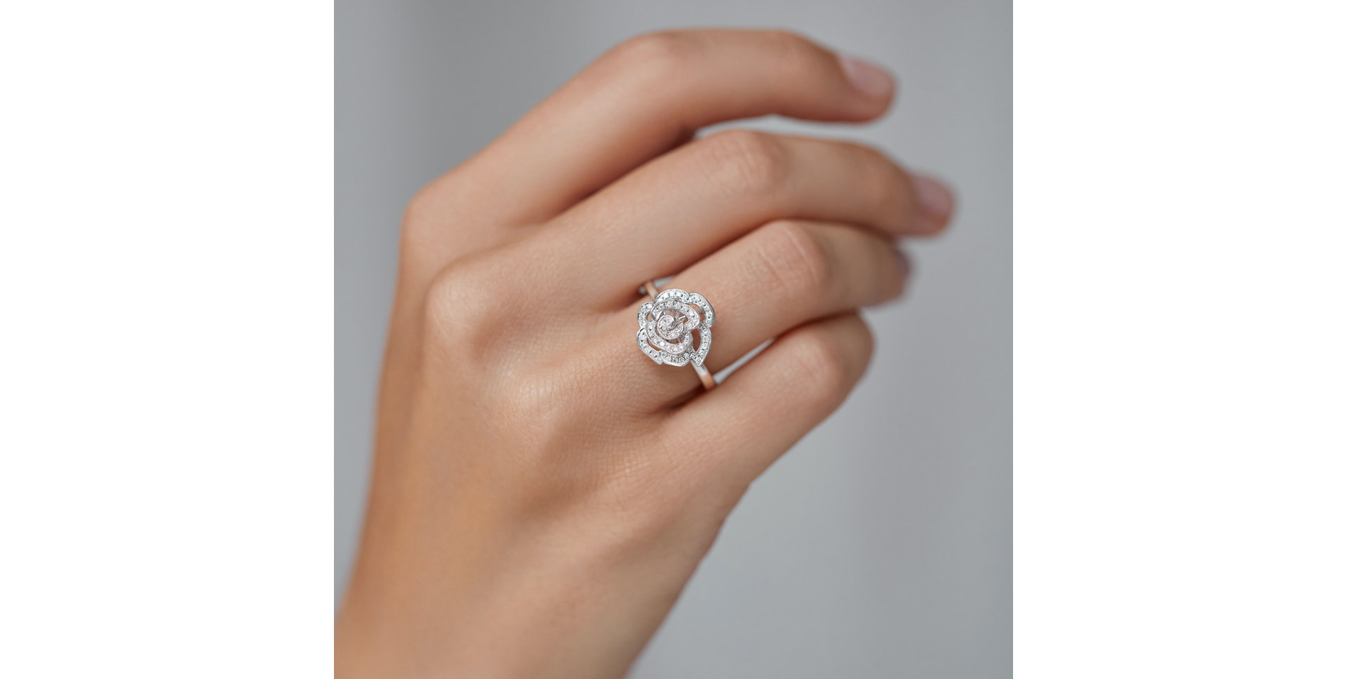 Diamond ring Noble Flower
