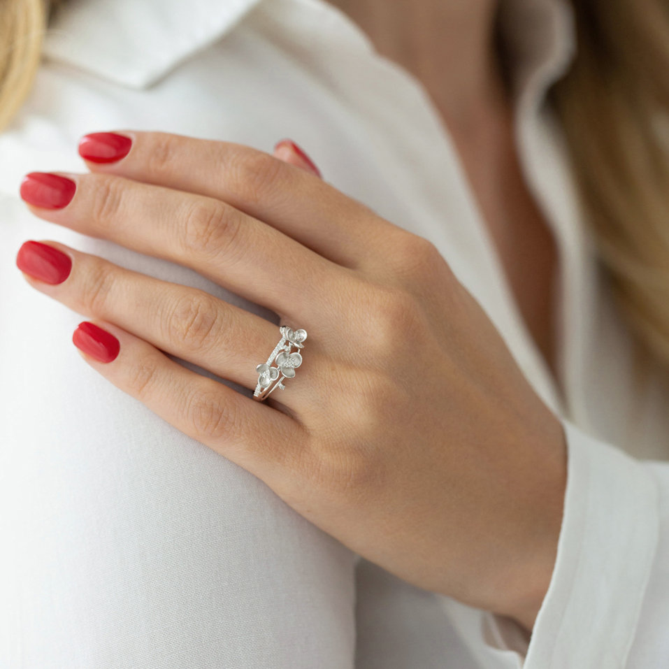 Diamond ring Magnolia