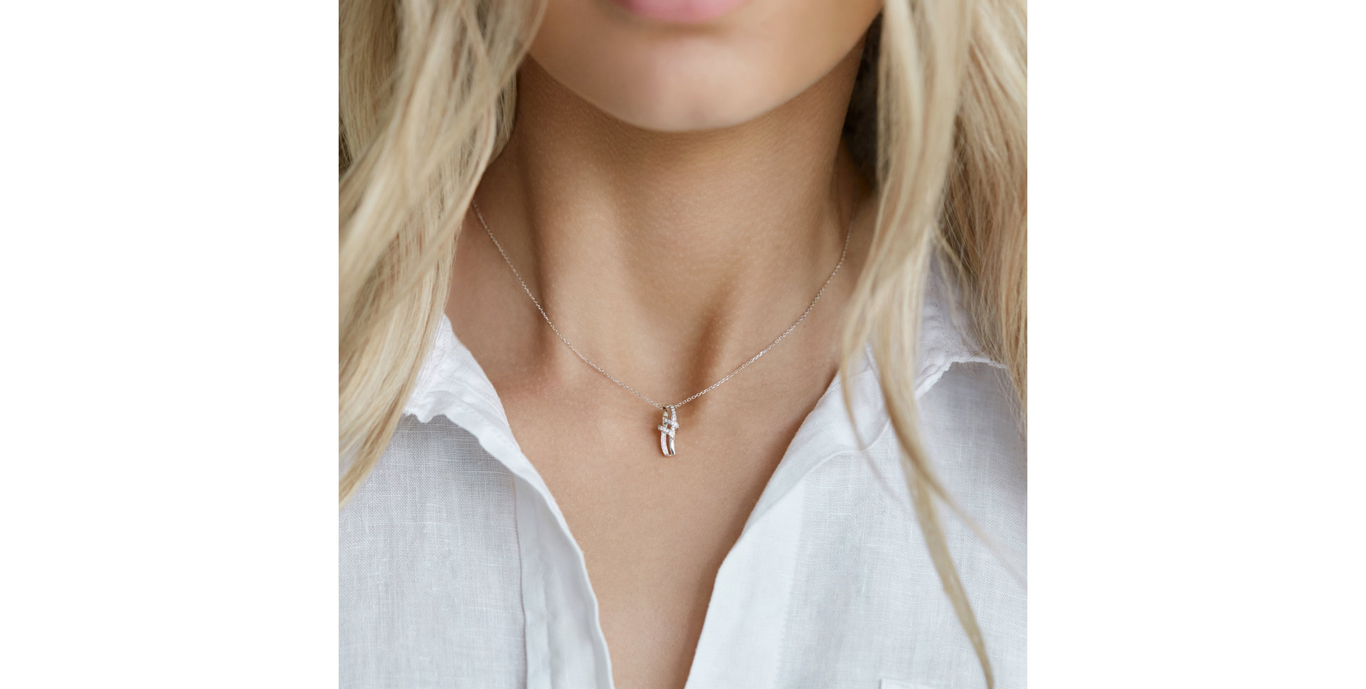 Diamond pendant Noble Fantasy