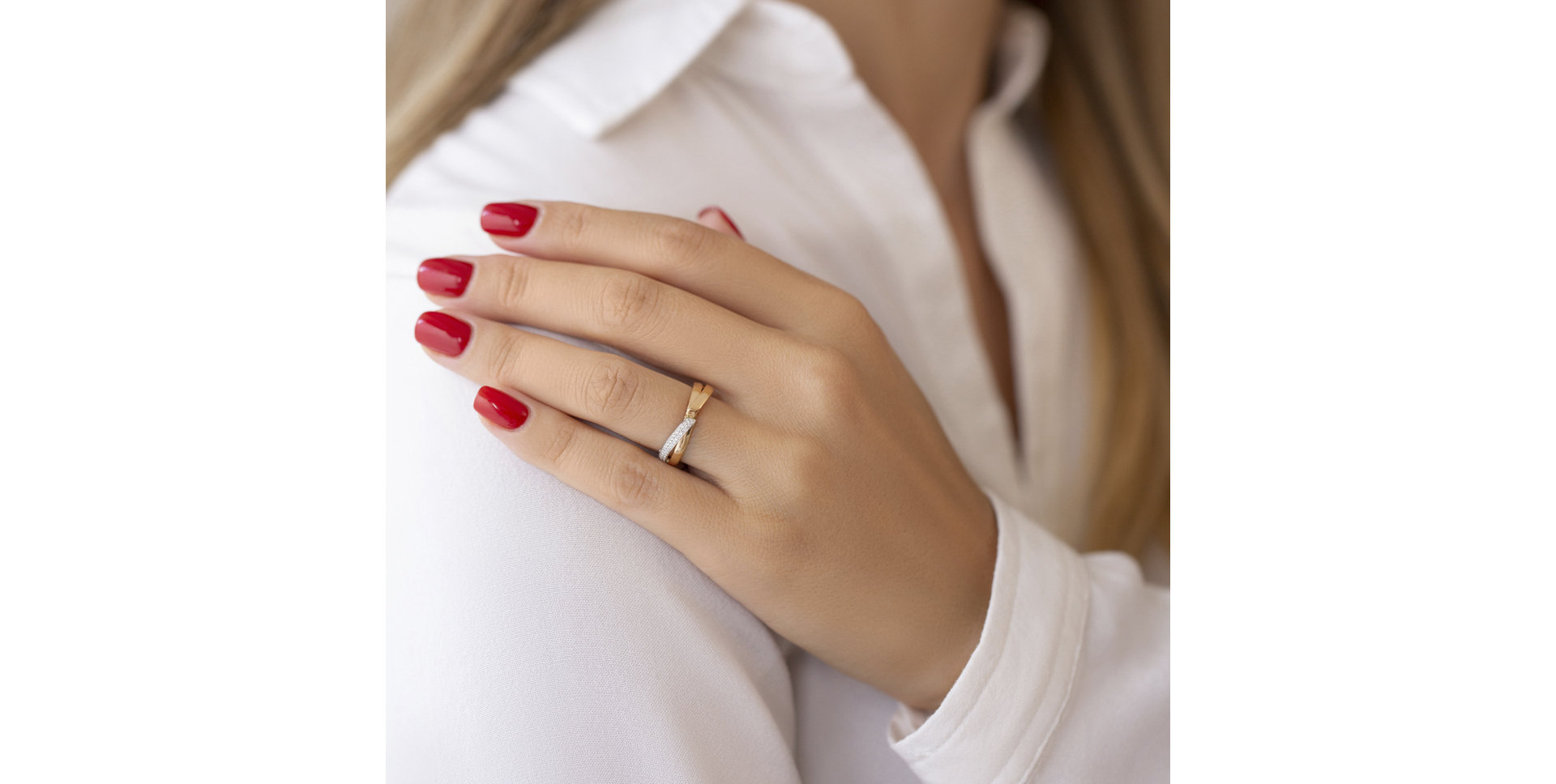 Diamond ring Beautiful Night