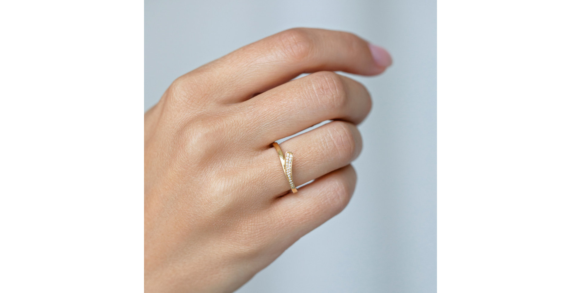 Diamond ring Brilliant Wave