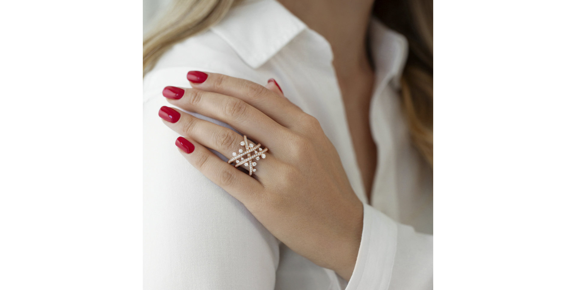 Diamond ring Goddess Desire