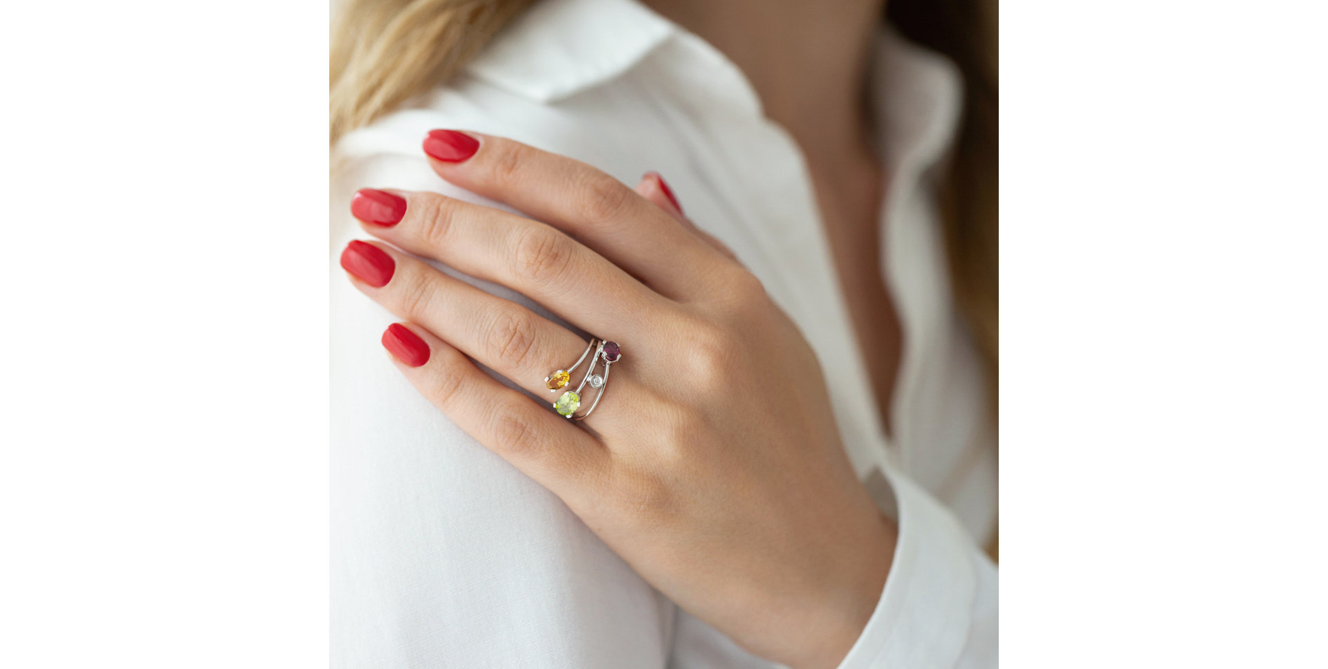 Diamond ring with Citrine, Peridote and Rhodolite Glanc