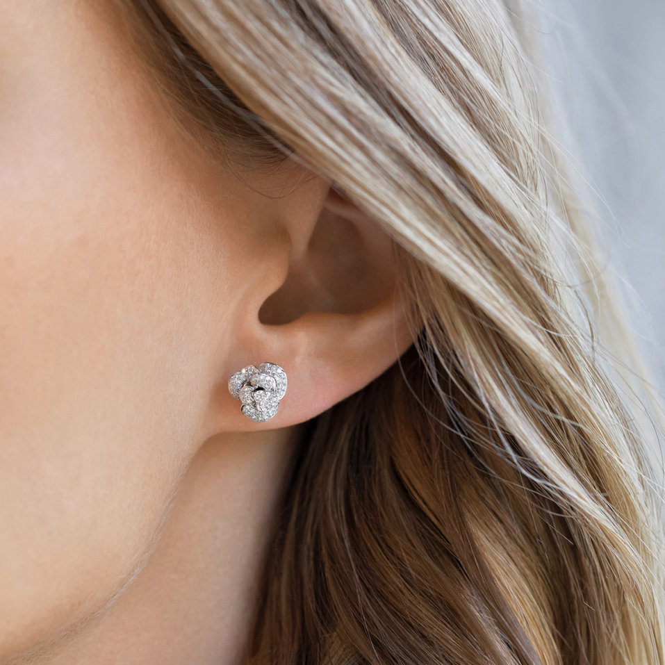 Diamond earrings Radiant Flower