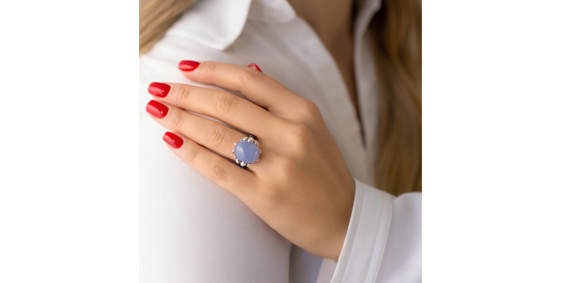 Diamond ring with Chalcedony and Sapphire Heaven Temptation