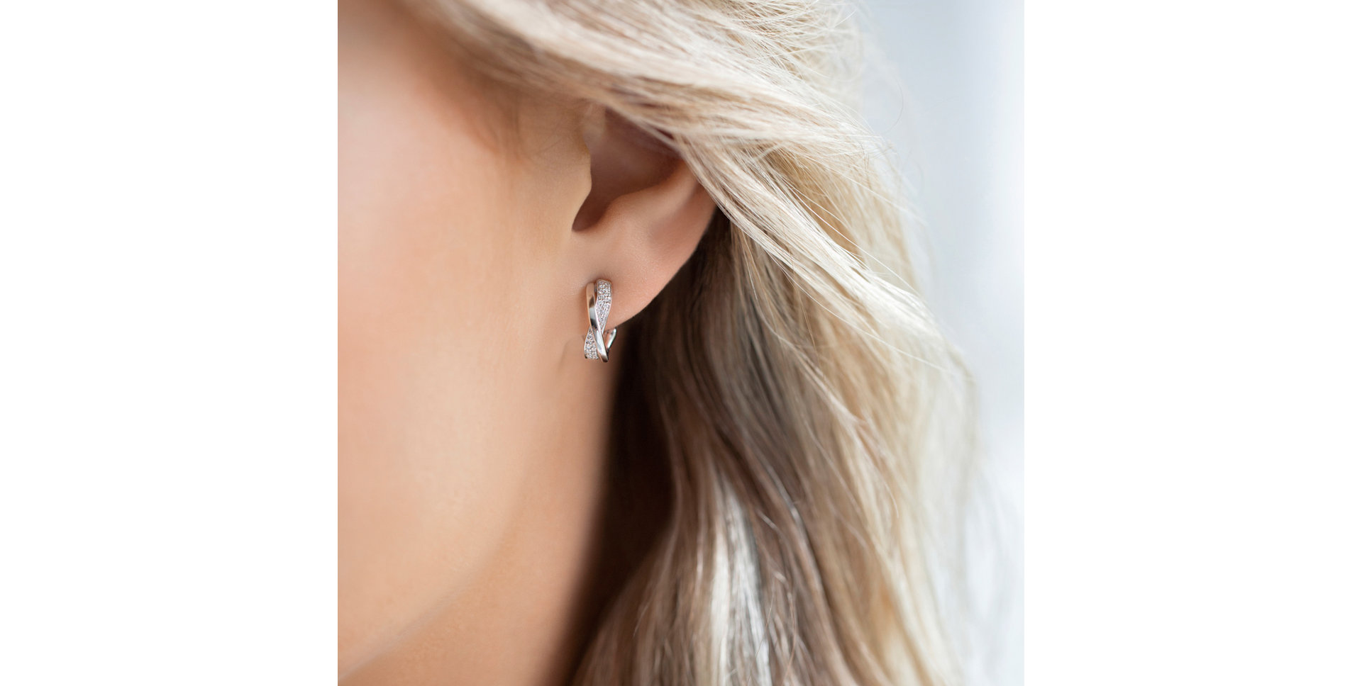 Diamond earrings Essential Ray